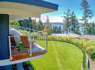 7001 SE 32nd St, Mercer Island, WA 98040