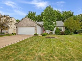 7611 Storrington Pl, Lewis Center, OH 43035