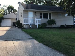 1129 Richland St, Maumee, OH 43537