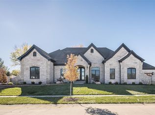 777 Schaeffers Grove Ct, Chesterfield, MO