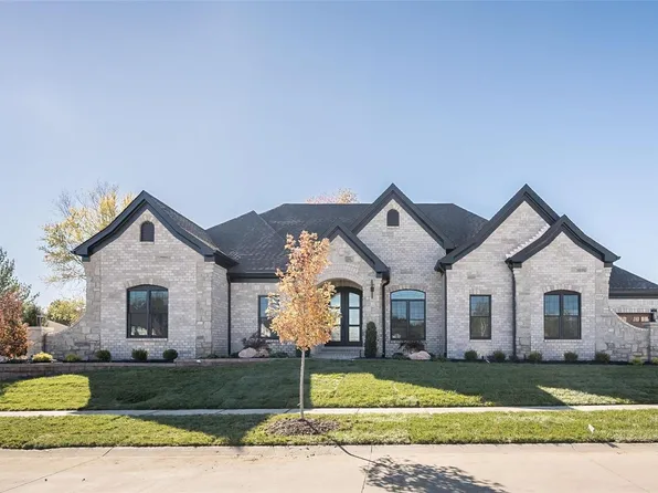 777 Schaeffers Grove Ct, Chesterfield, MO 63005
