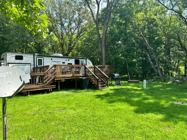 2795 E 28th Rd Lot 327, Seneca, IL 61360