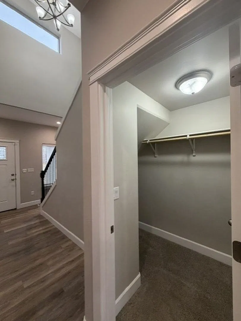 5701 E Porcupine Ave — Photo 3