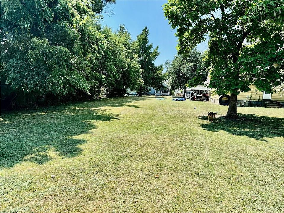 2nd image of 1605 Chess Ave