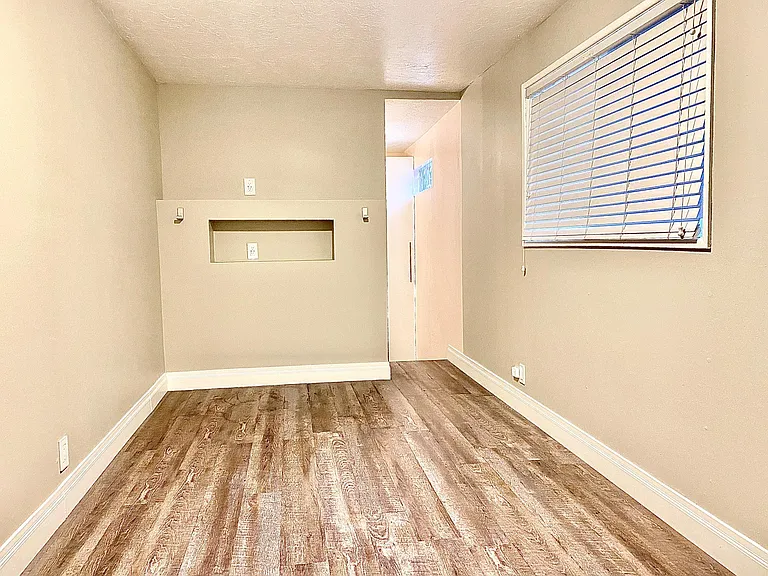 1145 E Princeton Ave #2 — Photo 17