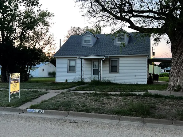 812 24th St, Wilson, KS 67490