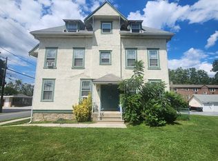 2 Linden Ave, Morton, PA 19070