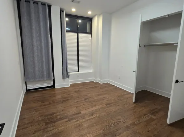 71 Court House Place image 2 of 7