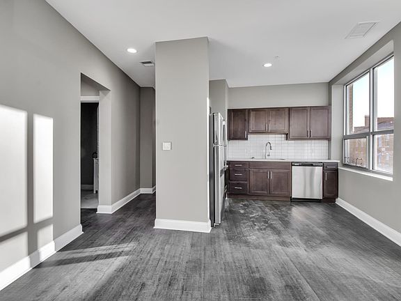 2nd image of 531 Virginia St #204