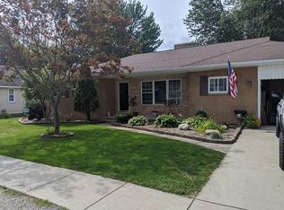 534 S Melze St, Merrill, MI 48637