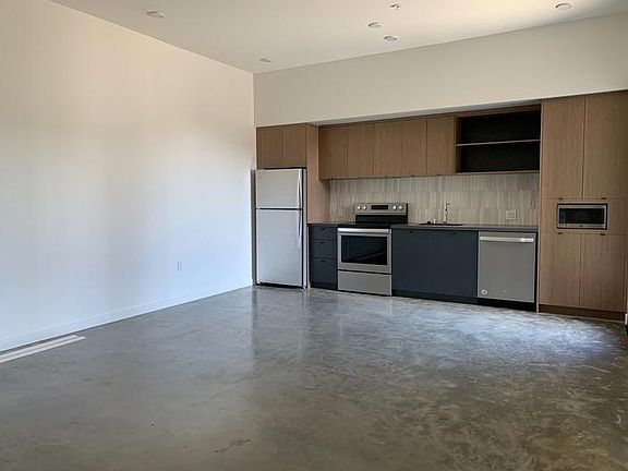 3rd image of 4136 30th St #205