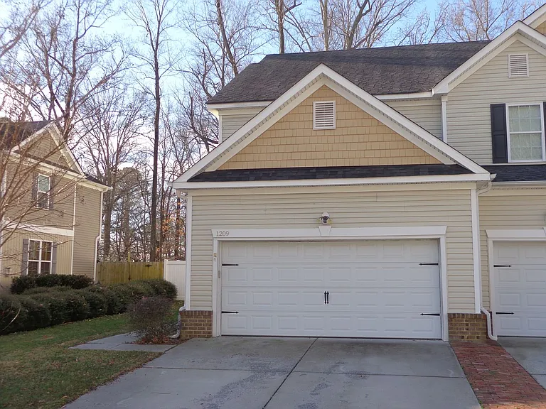1209 Gunn Hall Dr — Photo 27