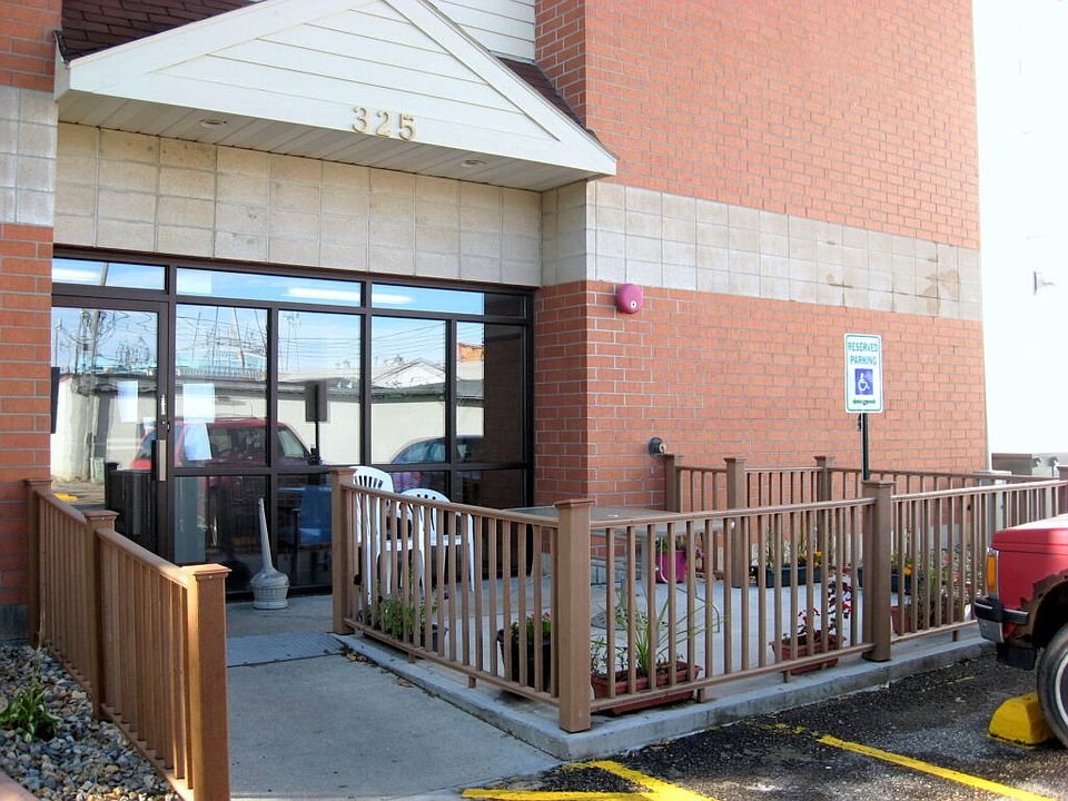 Colonial Senior Living Community 325 E Kemp Ave Watertown, SD Zillow