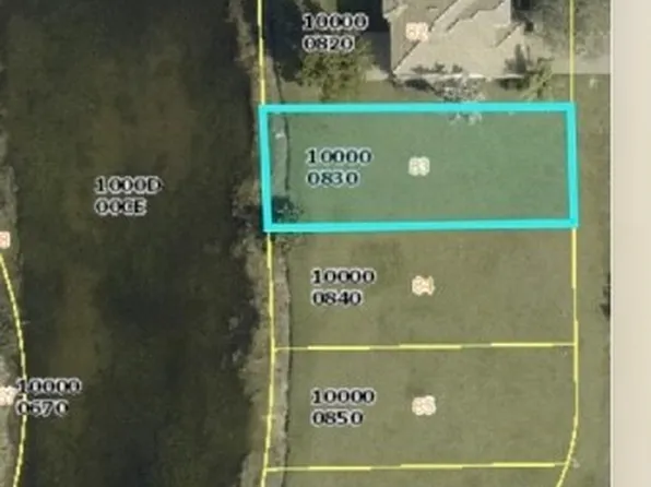 9928 Springlake Cir, Estero, FL 33928