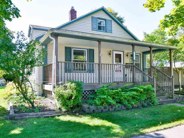1110 Dunbar St, Essexville, MI 48732