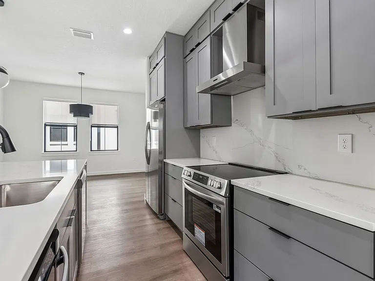 1218 E Kay St #14 — Photo 19