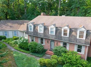 2627 Norwood Dr, Rockford, IL 61107