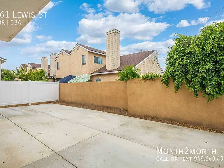 761 Lewis St — Photo 26
