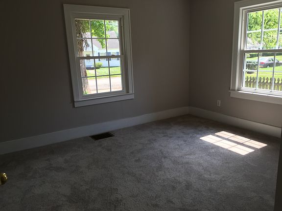 5th image of 701 Maple Ave