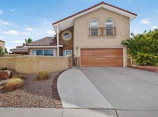 10417 Vista Del Sol Dr NW, Albuquerque, NM 87114