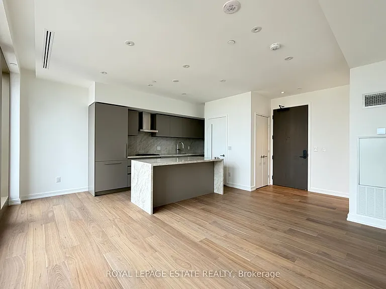1315 Bay St #2201 — Photo 6