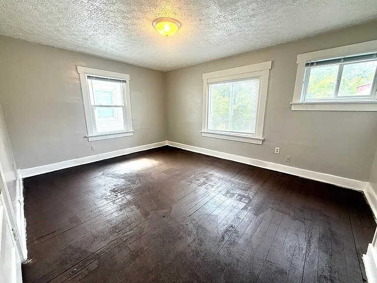 412 Neal Ave — Photo 11