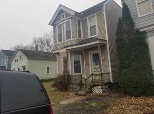 61 6th Ave, Troy, NY 12180
