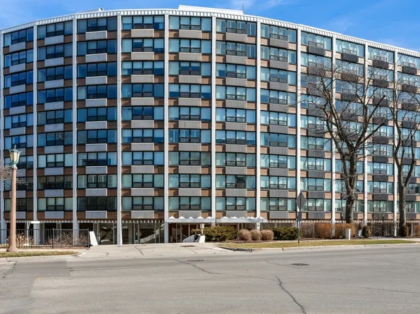 1630 Sheridan Rd Unit 8J, Wilmette, IL 60091