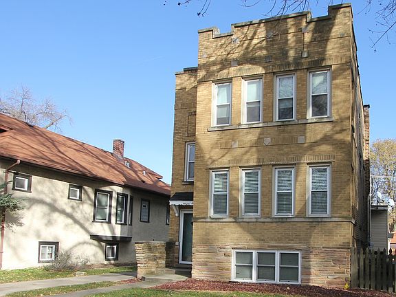 2nd image of 1116 Thomas Ave