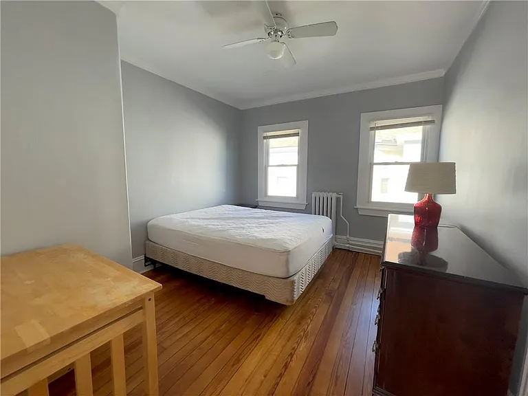 60 Berkeley Ave #2 — Photo 10