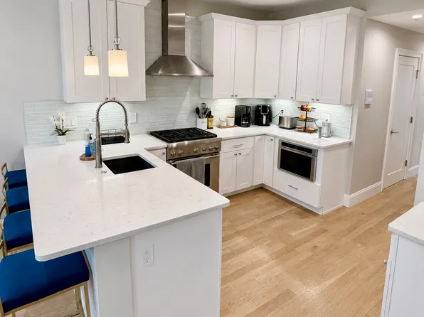 116 Marine Rd #2, Boston, MA 02127