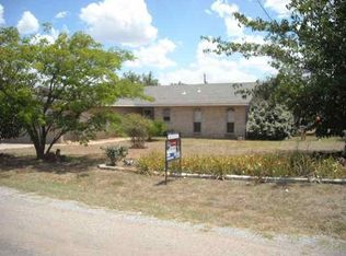 700 Wisconsin St, Geronimo, OK 73543