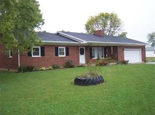 2821 Eaton Lewisburg Rd, Eaton, OH 45320