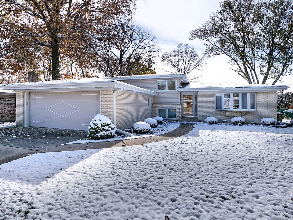 1st image of 198 Murray Dr
