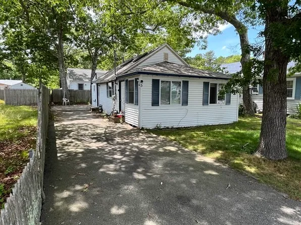5 Bayview St, Wareham, MA 02571