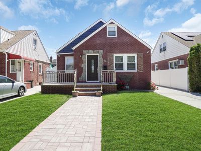 74 Locustwood Boulevard, Elmont, NY, 11003