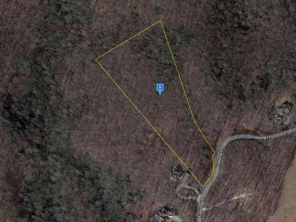 68 Firesong Ln, Glenville, NC 28736