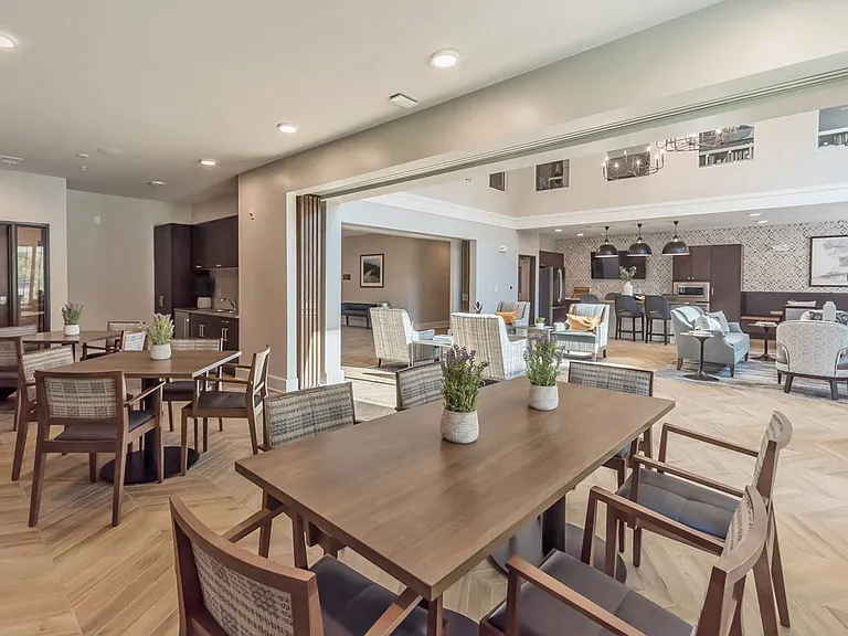 Covington Crossings 55+ Senior Living — Photo 10