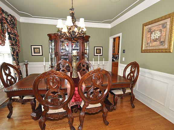 Large formal dining