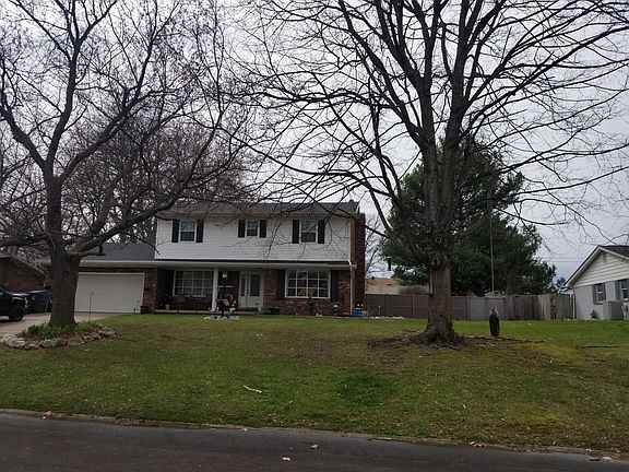 2nd image of 4577 Crestwood Ct