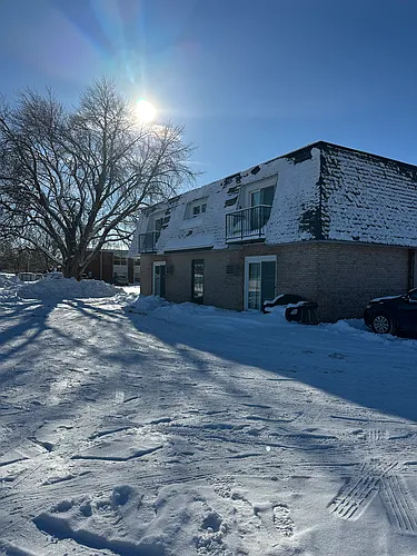 2703 Thomas Dr Photo 1
