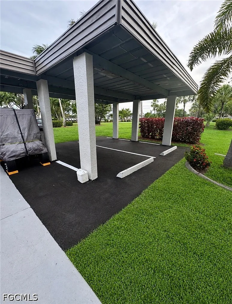 2 bed, 2.0 bath, 1370 sqft, $3,600 — Photo 4