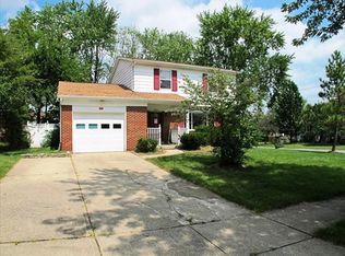 504 Waycross Rd, Cincinnati, OH 45240