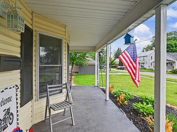 2nd image of 1117 Teddy Ave