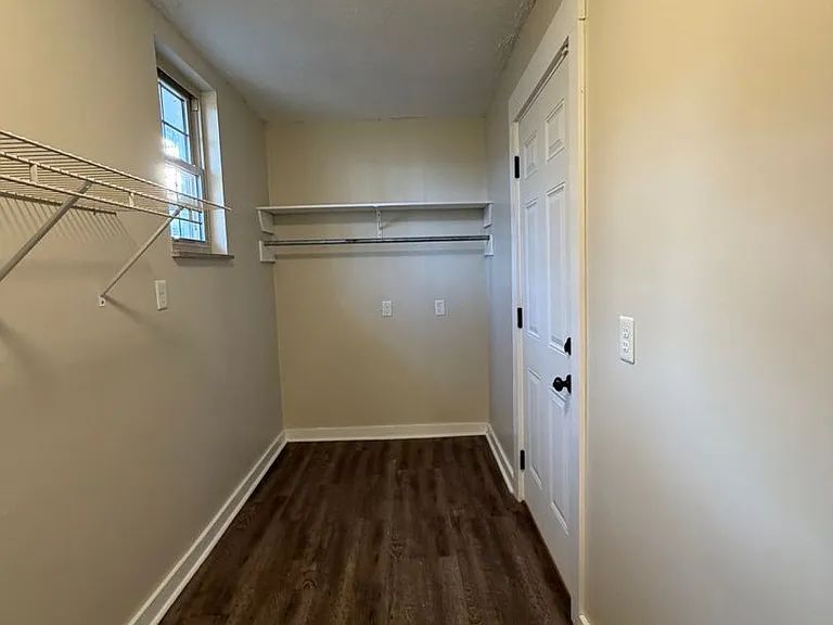 1046 Tennessee Hills Dr — Photo 17