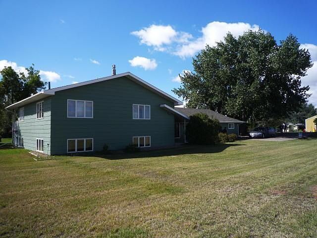 1st image of 7070 1st St W