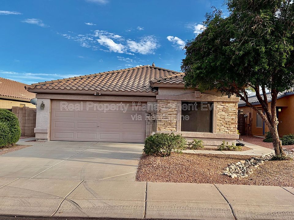 1st image of 15847 W Saguaro Ln