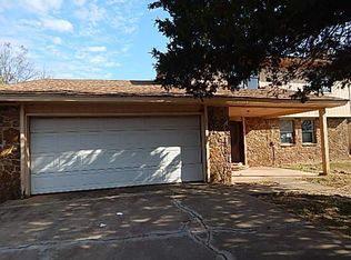 20953 Juanita Ln, Tecumseh, OK 74873