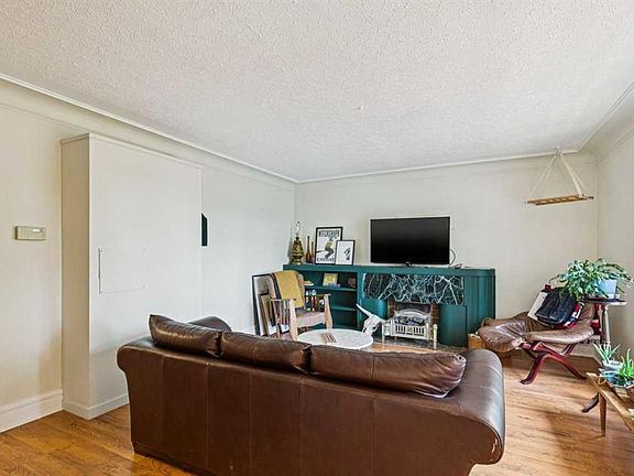 5th image of 2128 S 17th Ave SW