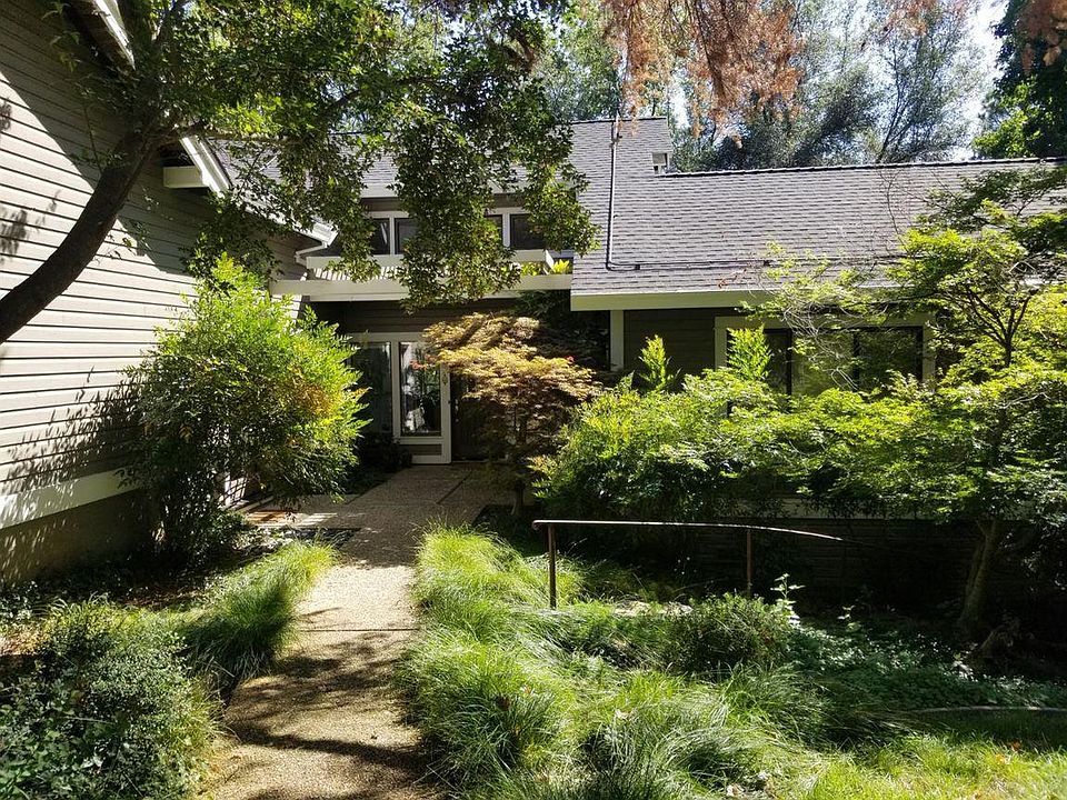 1st image of 18880 Meadowlark Ct